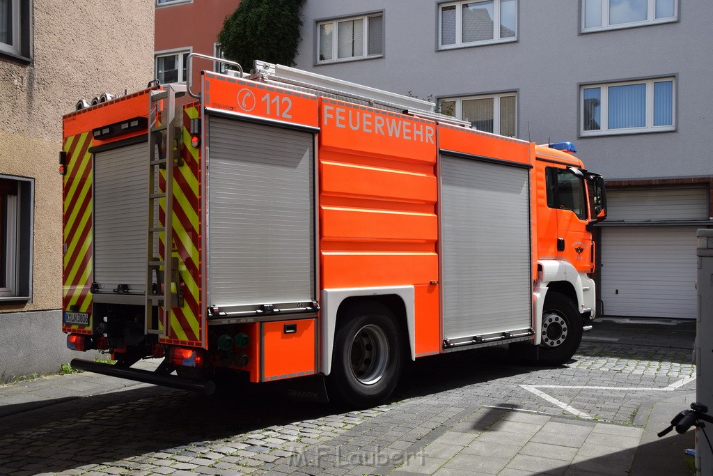 Feuer 1 Kellerbrand Koeln Deutz Grabengasse P103.JPG - Miklos Laubert